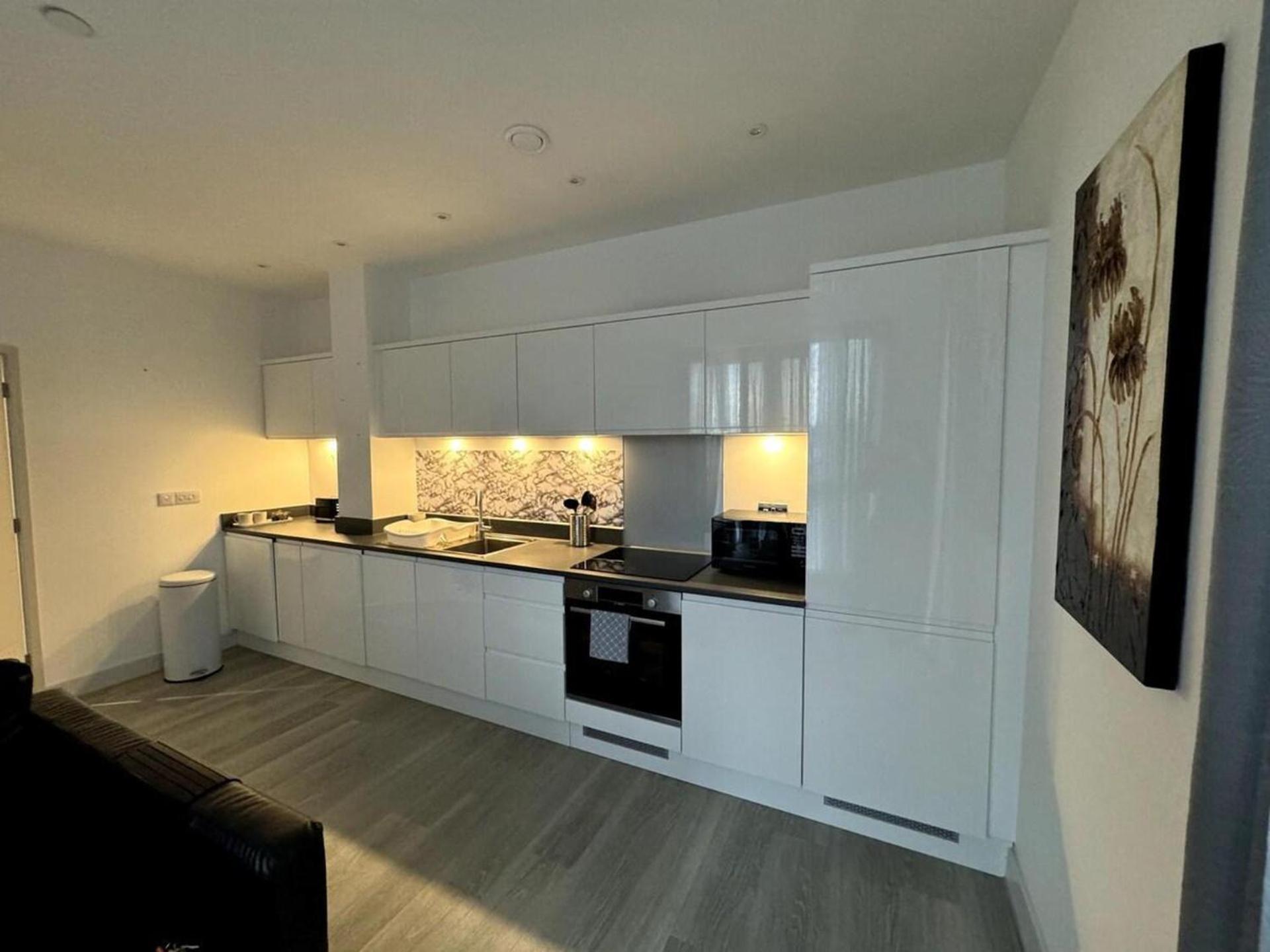 Cozy Bracknell Apartment With Modern Amenities Εξωτερικό φωτογραφία
